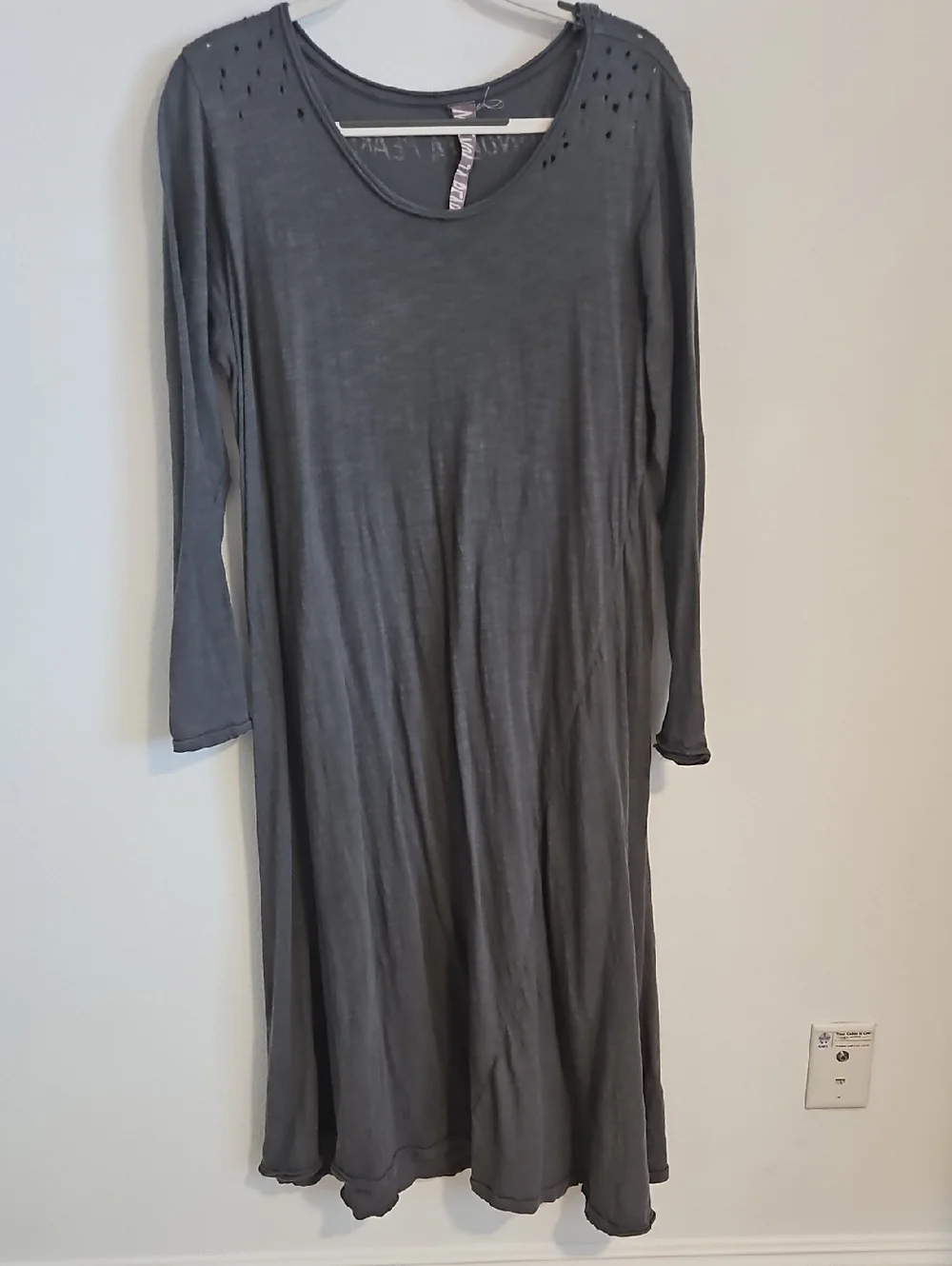 Magnolia Pearl Charcoal Gray Long-Sleeve Dress - Picture 1 of 7